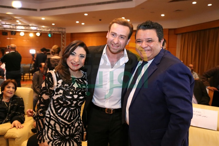 بالصور .. بدء حفل افتتاح مهرجان شرم الشيخ الدولي للمسرح الشبابي بالصور .. بدء حفل افتتاح مهرجان شرم الشيخ الدولي للمسرح الشبابي