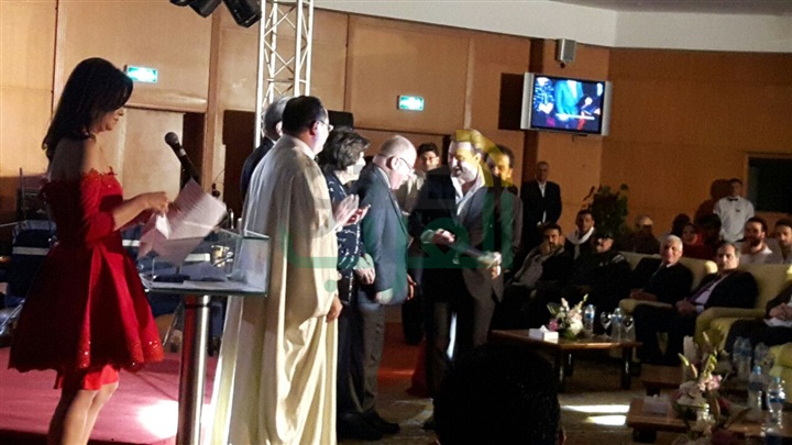 بالصور ..  تكريم نضال الشافعي وسامح حسين في حفل افتتاح مهرجان شرم الشيخ للمسرح الشبابي 