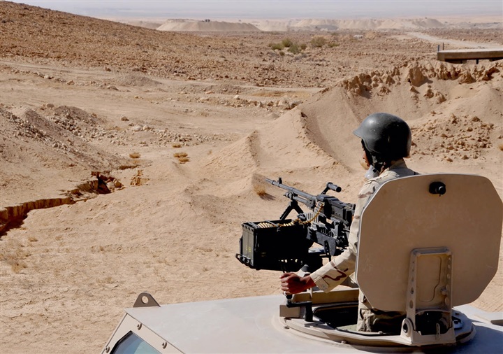 أبطال جيش الصمود يخوضون بإيمان ملحمة التحدي على سفح جبل الحلال أبطال جيش الصمود يخوضون بإيمان ملحمة التحدي على سفح جبل الحلال