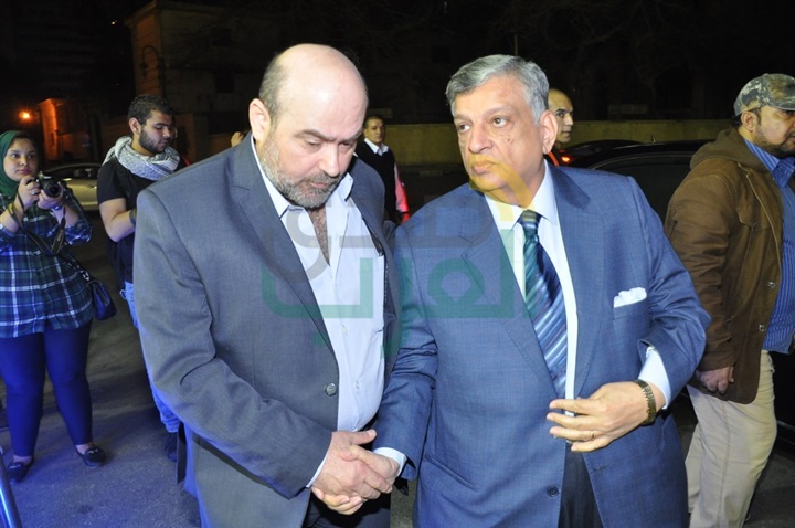 بالصور.. ‎توافد نجوم الفن لعزاء والدة الإعلامية بوسي شلبي