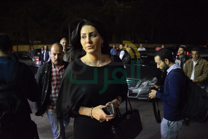 بالصور.. ‎توافد نجوم الفن لعزاء والدة الإعلامية بوسي شلبي