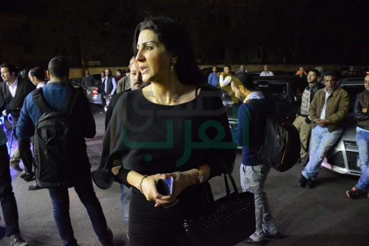 بالصور.. ‎توافد نجوم الفن لعزاء والدة الإعلامية بوسي شلبي