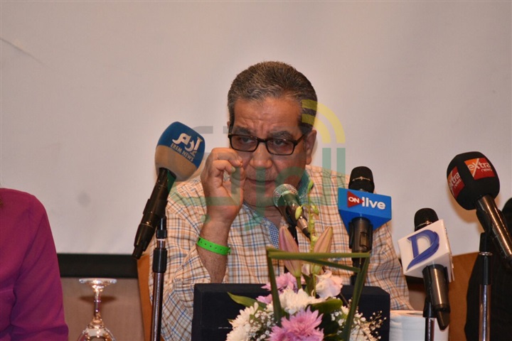 سهير المرشدي: مواقف كرم مطاوع السياسية معروفة.. وعانينا منها لفترات طويلة سهير المرشدي: مواقف كرم مطاوع السياسية معروفة.. وعانينا منها لفترات طويلة