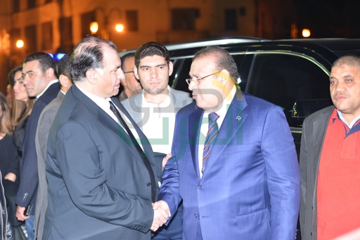 بالصور .. انتهاء عزاء والدة الإعلاميه بوسى شلبى