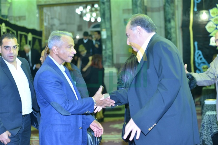 بالصور .. انتهاء عزاء والدة الإعلاميه بوسى شلبى