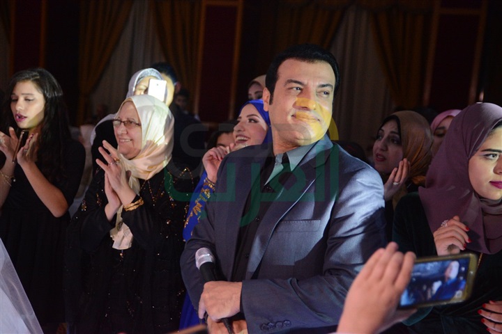 بالصور.. نجوم الأغنية يشعلون حفل زفاف الموزع أحمد عبد السلام بالصور.. نجوم الأغنية يشعلون حفل زفاف الموزع أحمد عبد السلام