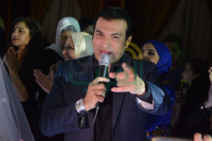 بالصور.. نجوم الأغنية يشعلون حفل زفاف الموزع أحمد عبد السلام بالصور.. نجوم الأغنية يشعلون حفل زفاف الموزع أحمد عبد السلام