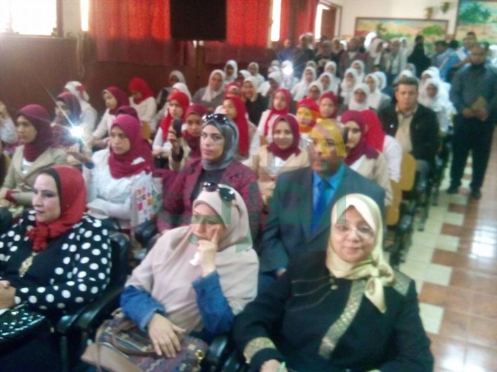 بالصور.. تدشين مبادرة "في حب مصر" بتعليم كفر الشيخ