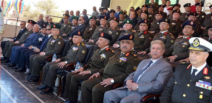الفريق أول صدقي صبحي يشهد حفل تخرج الدفعة 151 من كلية الضباط الاحتياط