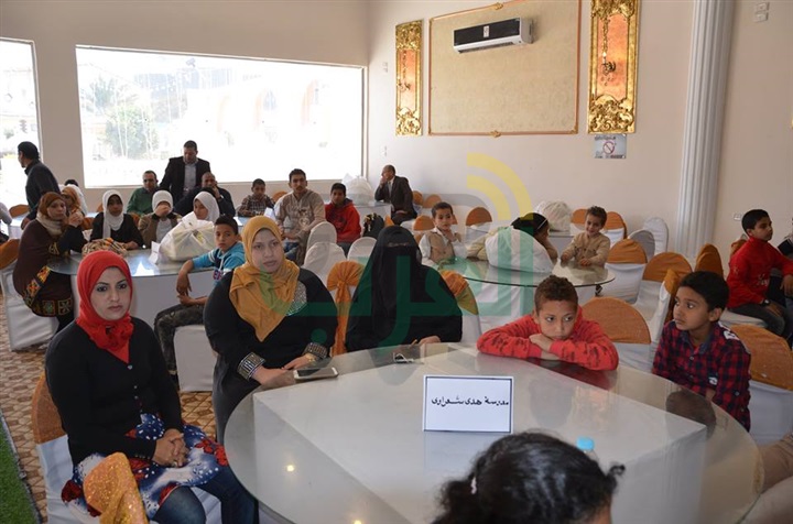 بالصور.. محافظ كفر الشيخ  يكرم 312 طالبًا في احتفالية التربية والتعليم بيوم اليتم