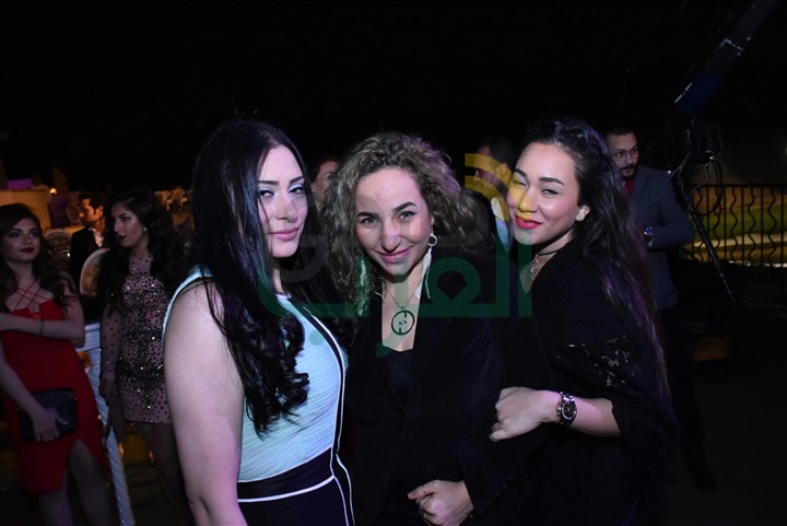 بالصور .. حفل زفاف "كارمن سليمان" بحضور النجوم بالصور .. حفل زفاف "كارمن سليمان" بحضور النجوم