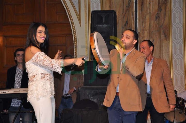 بالصور.. سعد الصغير ويسرا عايض يتألقون في حفل الربيع بالصور.. سعد الصغير ويسرا عايض يتألقون في حفل الربيع
