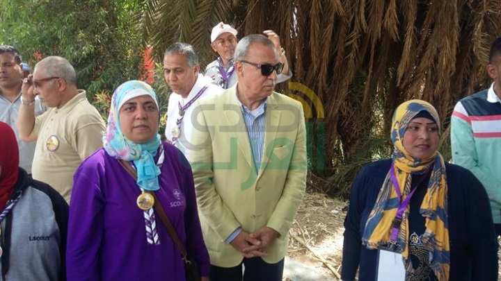 بالصور: محافظ قنا يتابع أعمال مبادرة النظافة بمدينة قوص 
