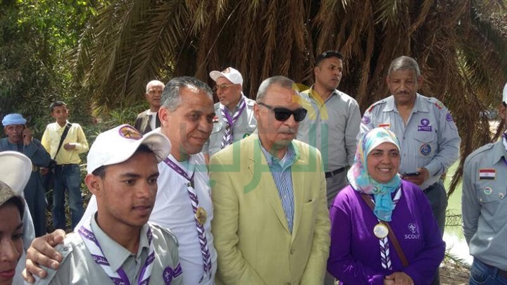 بالصور: محافظ قنا يتابع أعمال مبادرة النظافة بمدينة قوص 