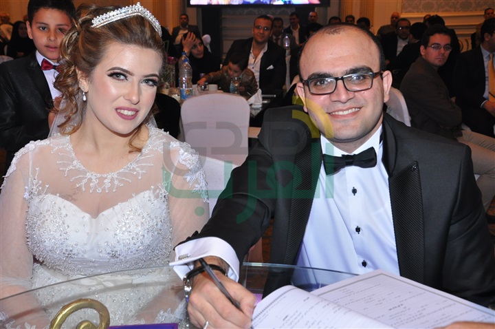 بالصور .. طارق عبد الحليم وعمرو الجزار يشعلان زفاف انجي ومحمد بالصور .. طارق عبد الحليم وعمرو الجزار يشعلان زفاف انجي ومحمد