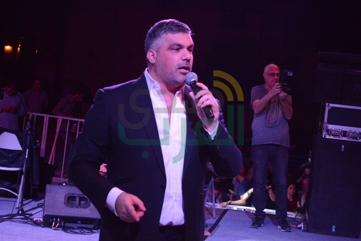 بالصور.. فارس كرم والراقصة "لونا" يشعلان حفلات الربيع بـ"طابا هايتس" بالصور.. فارس كرم والراقصة "لونا" يشعلان حفلات الربيع بـ"طابا هايتس"