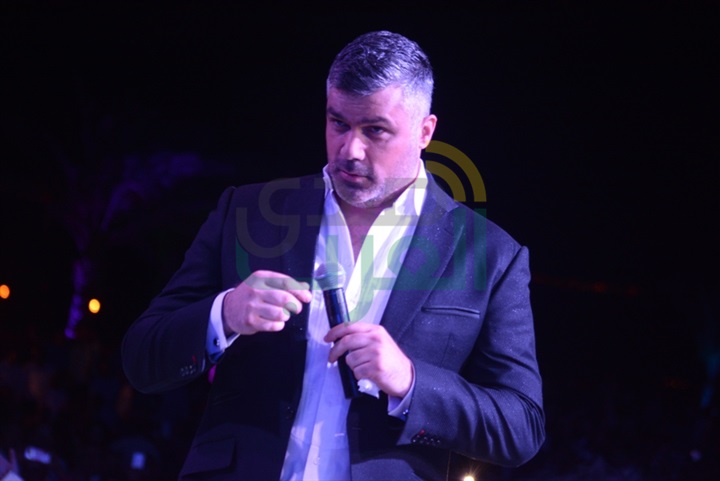 بالصور.. فارس كرم والراقصة "لونا" يشعلان حفلات الربيع بـ"طابا هايتس" بالصور.. فارس كرم والراقصة "لونا" يشعلان حفلات الربيع بـ"طابا هايتس"