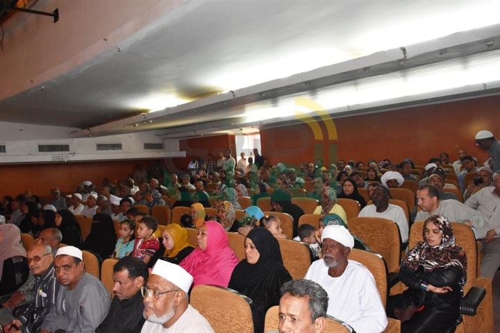 بالصور.. فوز 303 حجاج بقرعة الداخلية في أسوان
