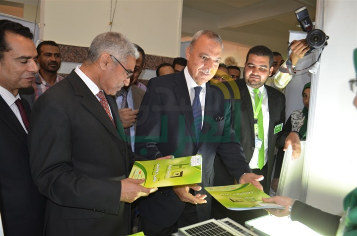 بالصور.. محافظ قنا ورئيس جامعة جنوب الوادي يفتتحان الملتقى التوظيفي الثالث