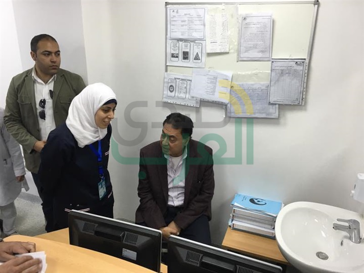 وزير الصحة يتفقد مستشفى النساء والولادة ببورسعيد 