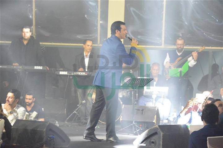 بالصور .. إيهاب توفيق يشعل أول حفلات الربيع بالصور .. إيهاب توفيق يشعل أول حفلات الربيع