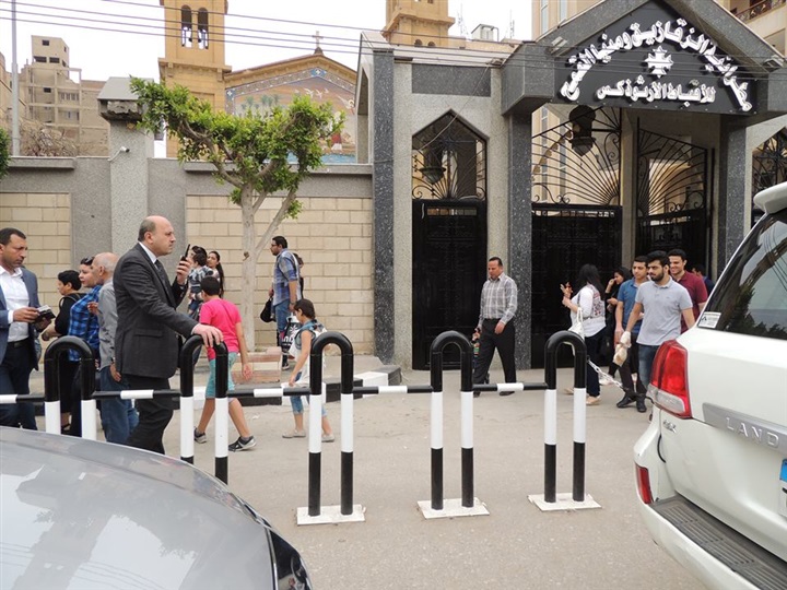 مدير امن الشرقية يتفقد عددا من الكنائس تزامنا مع احتفالات الاخوة الاقباط