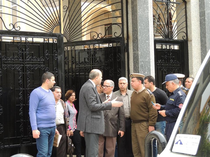 مدير امن الشرقية يتفقد عددا من الكنائس تزامنا مع احتفالات الاخوة الاقباط
