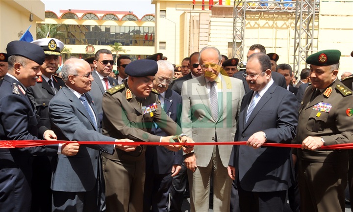 صدقى صبحى يشهد المؤتمر الدولي السابع عشر لعلوم وتكنولوجيا الطيران والفضاء