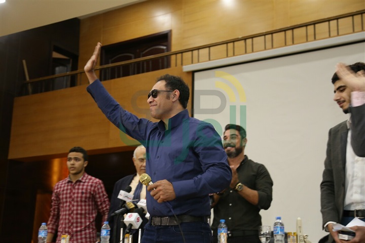بالصور.. تكريم عمرو مصطفي بجامعة عين شمس بالصور.. تكريم عمرو مصطفي بجامعة عين شمس