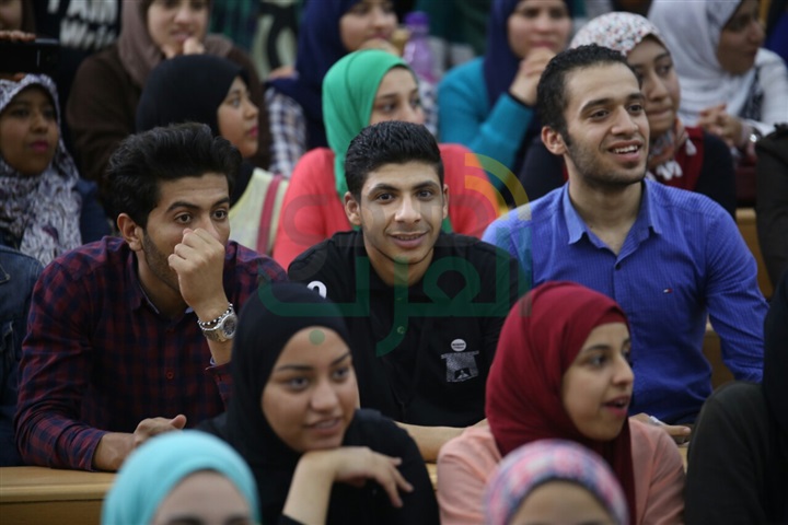 بالصور.. تكريم عمرو مصطفي بجامعة عين شمس بالصور.. تكريم عمرو مصطفي بجامعة عين شمس