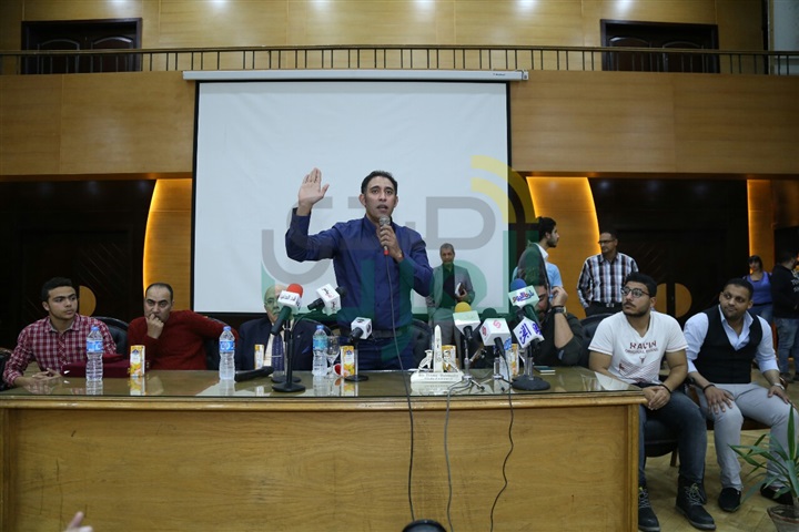 بالصور.. تكريم عمرو مصطفي بجامعة عين شمس بالصور.. تكريم عمرو مصطفي بجامعة عين شمس