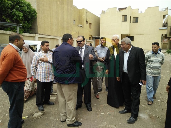 وكيل  وزارة الصحة بالشرقية  يتابع أعمال التطوير بمركز طحا المرج