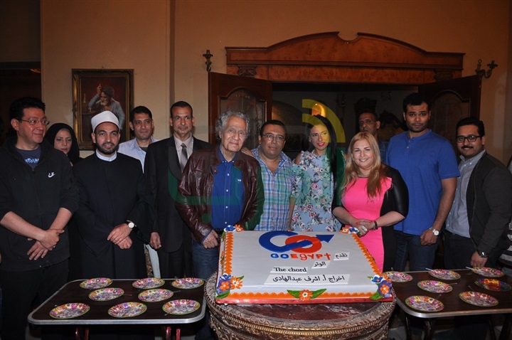 اسرة مسلسل الوتر يحتفلون ببدأ التصوير اسرة مسلسل الوتر يحتفلون ببدأ التصوير