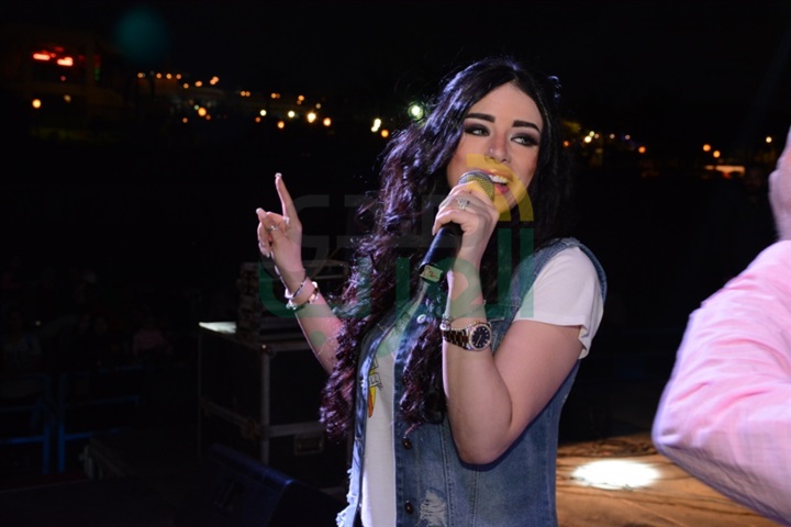 بالصور .. شيبة ومروة نصر يشعلان حفل شم النسيم بالصور .. شيبة ومروة نصر يشعلان حفل شم النسيم