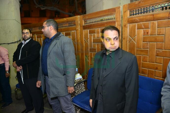 بالصور .. بدء عزاء والدة الفنان " أيمن قنديل " المشهور بشخصية " تهامى باشا " بمسجد عمر مكرم بالتحرير بالصور .. بدء عزاء والدة الفنان " أيمن قنديل " المشهور بشخصية " تهامى باشا " بمسجد عمر مكرم بالتحرير