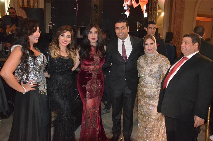 بالصور .. تامر حسنى وأحمد عصام يشعلون زفاف محمد ونورهان بحضور نجوم الفن بالصور .. تامر حسنى وأحمد عصام يشعلون زفاف محمد ونورهان بحضور نجوم الفن