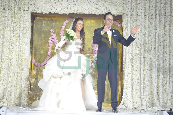 بالصور .. تامر حسنى وأحمد عصام يشعلون زفاف محمد ونورهان بحضور نجوم الفن بالصور .. تامر حسنى وأحمد عصام يشعلون زفاف محمد ونورهان بحضور نجوم الفن