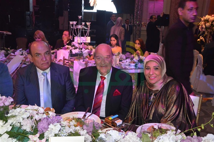بالصور .. تامر حسنى وأحمد عصام يشعلون زفاف محمد ونورهان بحضور نجوم الفن بالصور .. تامر حسنى وأحمد عصام يشعلون زفاف محمد ونورهان بحضور نجوم الفن