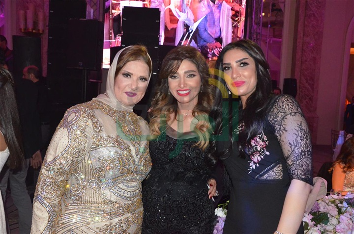 بالصور .. تامر حسنى وأحمد عصام يشعلون زفاف محمد ونورهان بحضور نجوم الفن بالصور .. تامر حسنى وأحمد عصام يشعلون زفاف محمد ونورهان بحضور نجوم الفن
