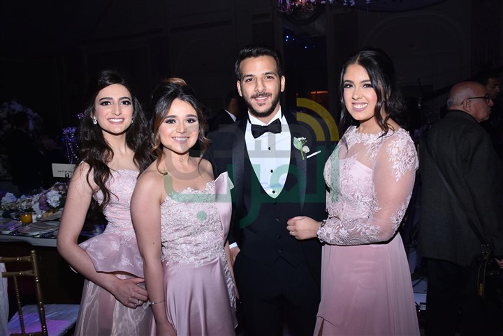 بالصور .. تامر حسنى وأحمد عصام يشعلون زفاف محمد ونورهان بحضور نجوم الفن بالصور .. تامر حسنى وأحمد عصام يشعلون زفاف محمد ونورهان بحضور نجوم الفن
