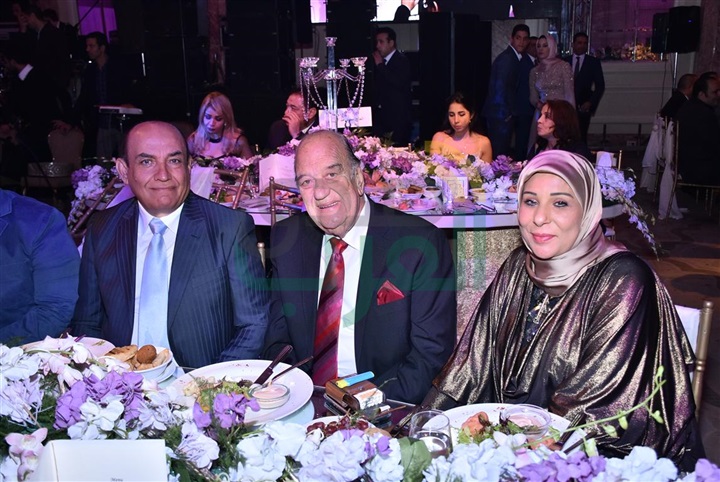 بالصور .. تامر حسنى وأحمد عصام يشعلون زفاف محمد ونورهان بحضور نجوم الفن بالصور .. تامر حسنى وأحمد عصام يشعلون زفاف محمد ونورهان بحضور نجوم الفن