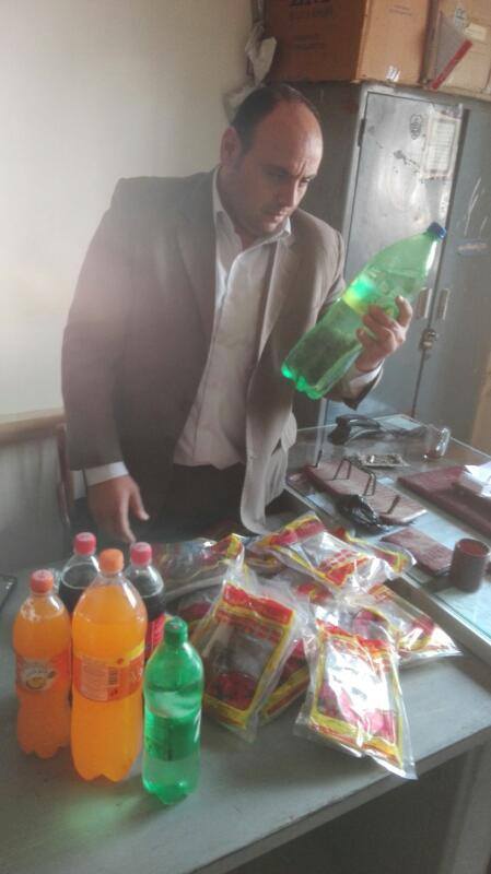 بالصور..  حملة تموينية تضبط سلع منتهية بكفر الشيخ