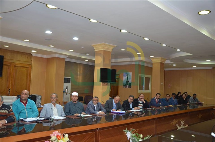 بالفيديو والصور .. محافظ كفر الشيخ يناقش 37 شكوى فى لقاء المواطنين