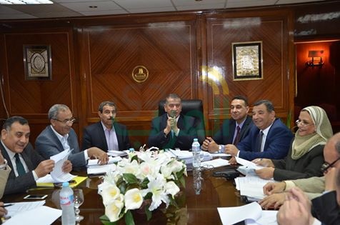 بالفيديو والصور.. تطوير المنظومة الصحية بكفر الشيخ علي مائدة المحافظ وأعضاء البرلمان