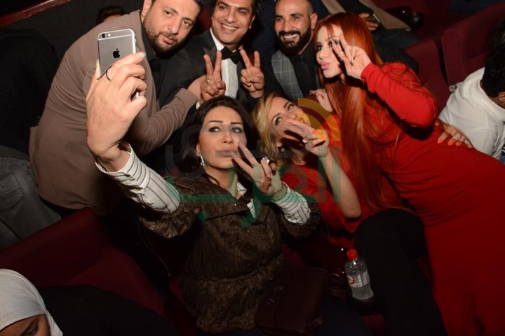 بالصور.. العرض الخاص لفيلم "على وضعك" بحضور نجوم الفن بالصور.. العرض الخاص لفيلم "على وضعك" بحضور نجوم الفن
