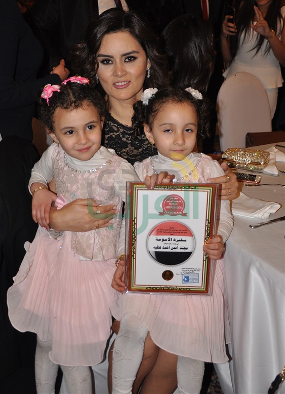 بالصور.. تكريم الفنانات وأمهات الشهداء بمهرجان "فارسات" الدولي بالصور.. تكريم الفنانات وأمهات الشهداء بمهرجان "فارسات" الدولي