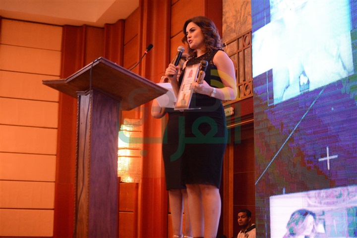 بالصور.. تكريم الفنانات وأمهات الشهداء بمهرجان "فارسات" الدولي بالصور.. تكريم الفنانات وأمهات الشهداء بمهرجان "فارسات" الدولي