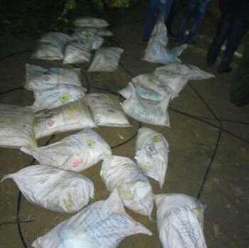 بالصور .. الداخلية تعلن سقوط خلية إرهابية من 13 عنصرا بحوزتهم أسلحة ومتفجرات