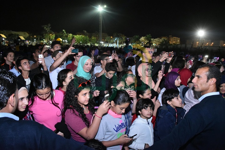 بالصور.. كارمن سليمان وهيثم شاكر نجما الربيع في "نادي مدينتي" بالصور.. كارمن سليمان وهيثم شاكر نجما الربيع في "نادي مدينتي"