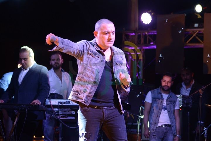 بالصور.. "دياب" يشعل حفل الربيع بالتجمع الخامس بالصور.. "دياب" يشعل حفل الربيع بالتجمع الخامس